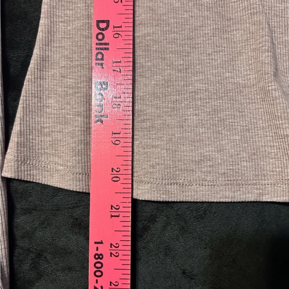 Women's Columbia Amberview Performance Fit Omni-Shade Mock Turtleneck Shirt XS - Picture 5 of 9